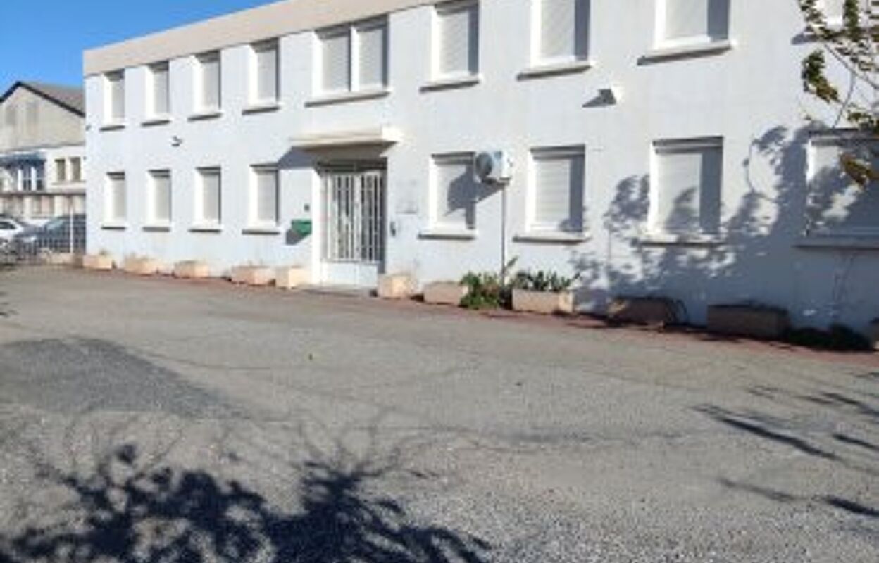 bureau  pièces 566 m2 à vendre à Perpignan (66000)