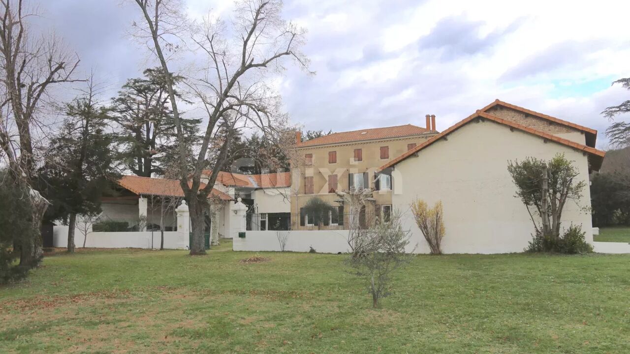 maison 11 pièces 357 m2 à vendre à Valence (26000)