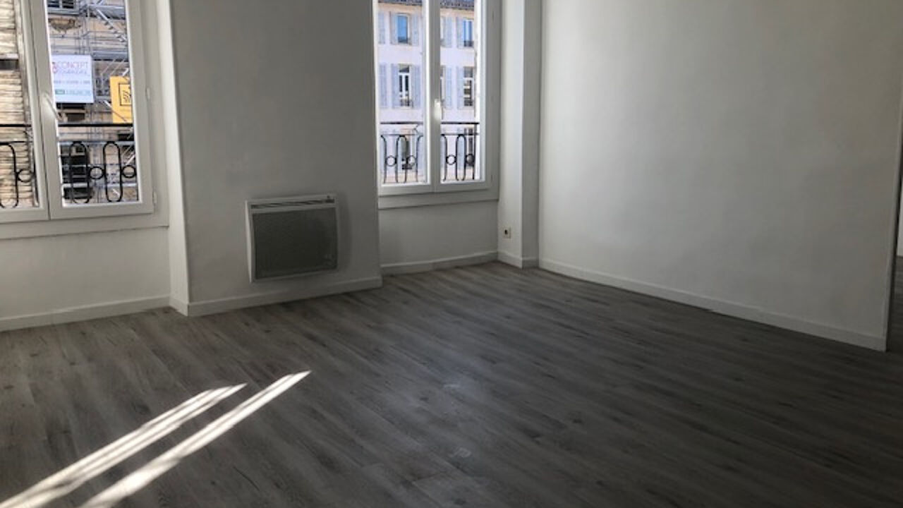 appartement 3 pièces 60 m2 à louer à Marseille 1 (13001)