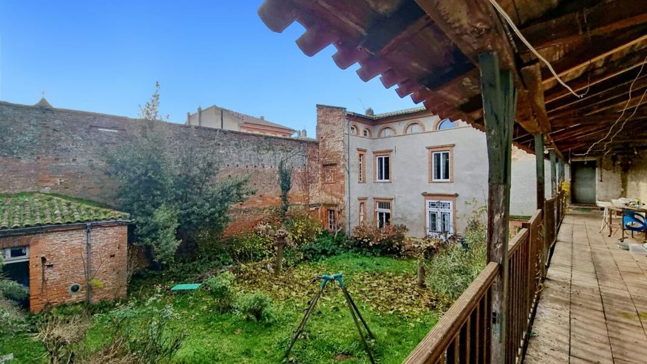 maison 9 pièces 360 m2 à vendre à Grenade (31330)