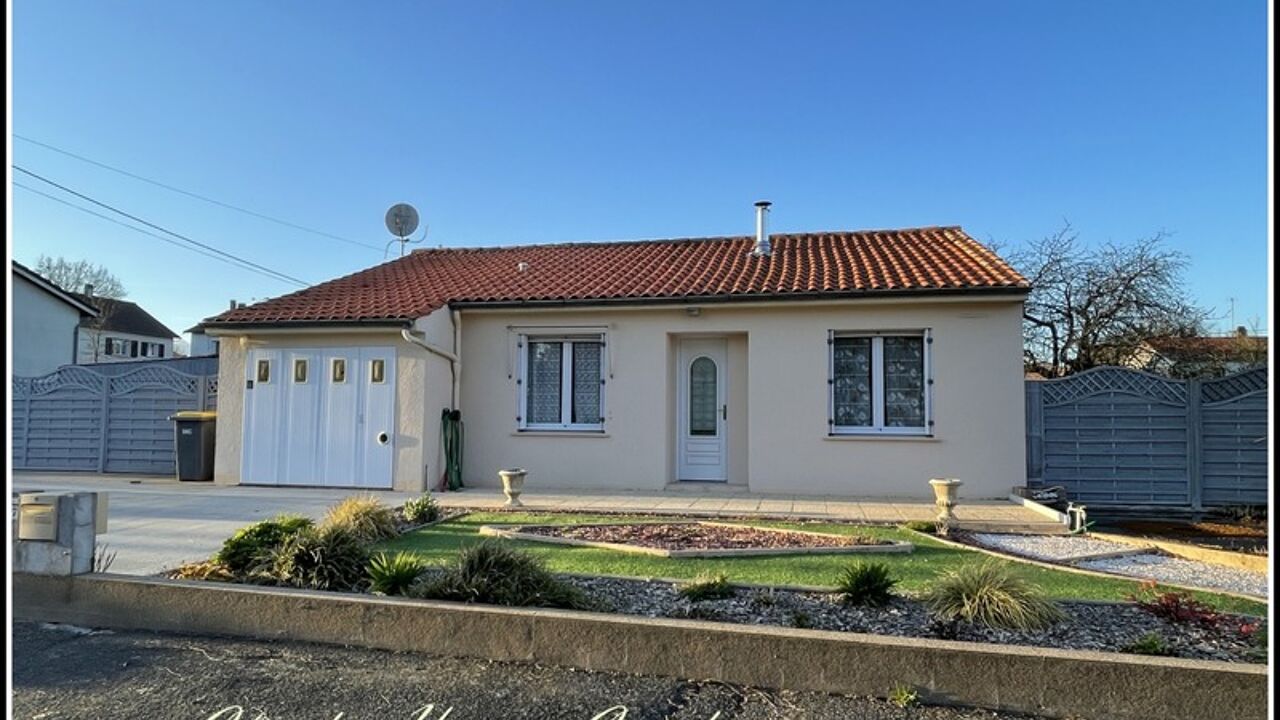 maison 4 pièces 74 m2 à vendre à Saint-Aubin-le-Cloud (79450)