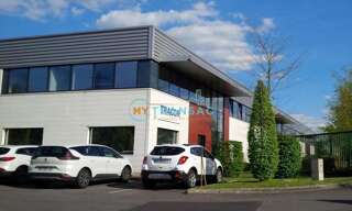 Local industriel  122 m² à louer à Lisses (91090)