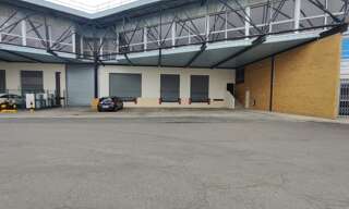 Local industriel  1410 m² à louer à Morangis (91420)