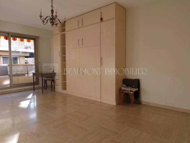 NICE  REPUBLIQUE GARIBALDI - GRAND STUDIO DE 30,05M2 + TERRASSE — photo 1