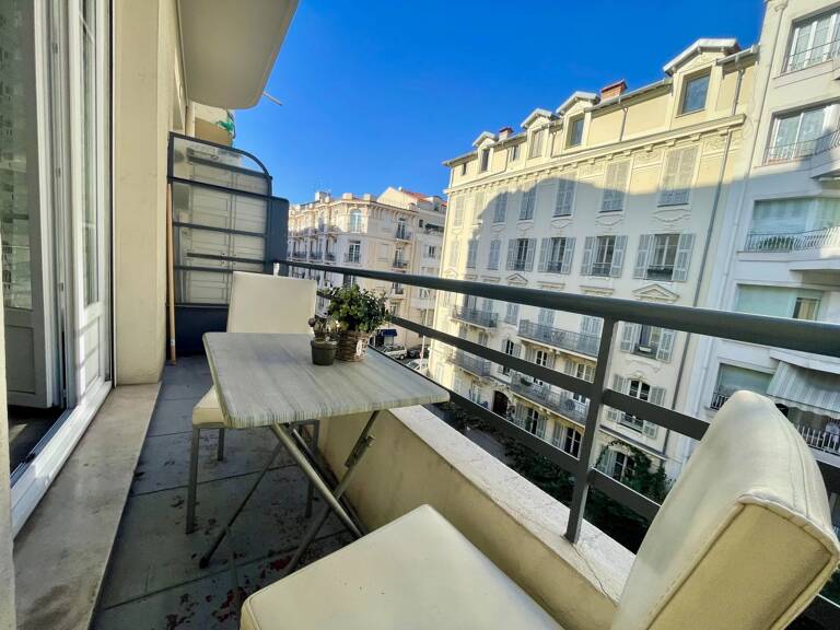 2 pièces - Balcon QUARTIER DES MUSCIENS — photo 1