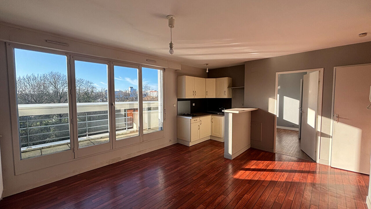 appartement 2 pièces 33 m2 à vendre à Saint-Jacques-de-la-Lande (35136)