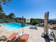 À VENDRE – NICE – VILLA DE CARACTÈRE – PISCINE – VUE PANORAMIQUE — photo 2