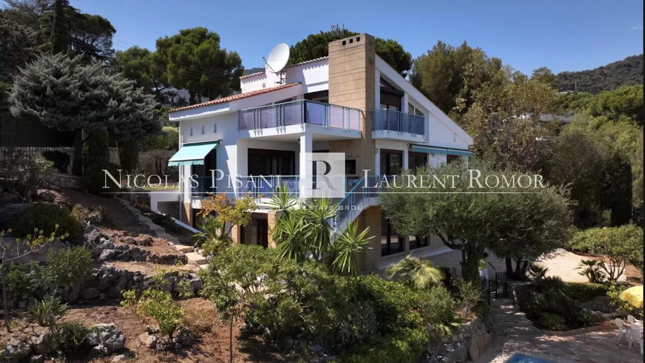 maison 10 pièces 281 m2 à vendre à Roquebrune-Cap-Martin (06190)