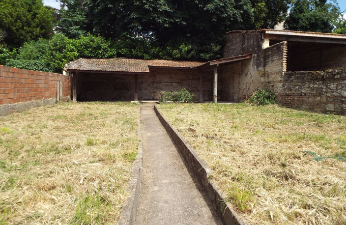 Plein coeur de ville de Marmande avec jardin, garage et 4 cha — photo 3