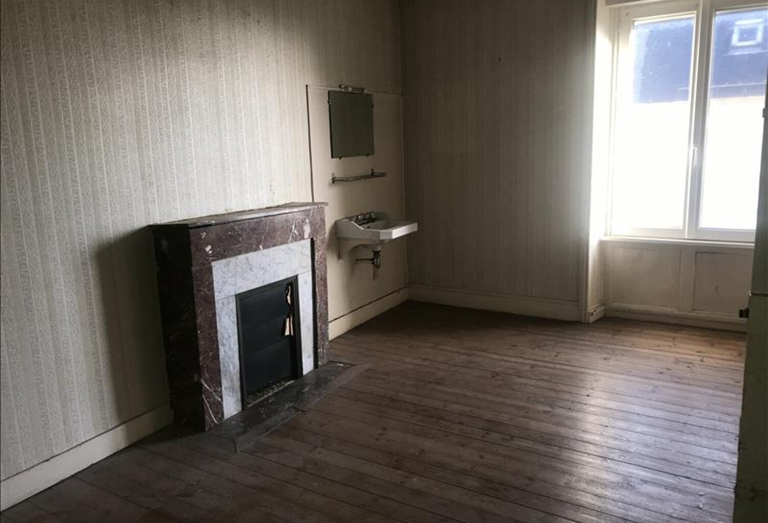 Vente immeuble   Guilvinec (29730) — photo 1