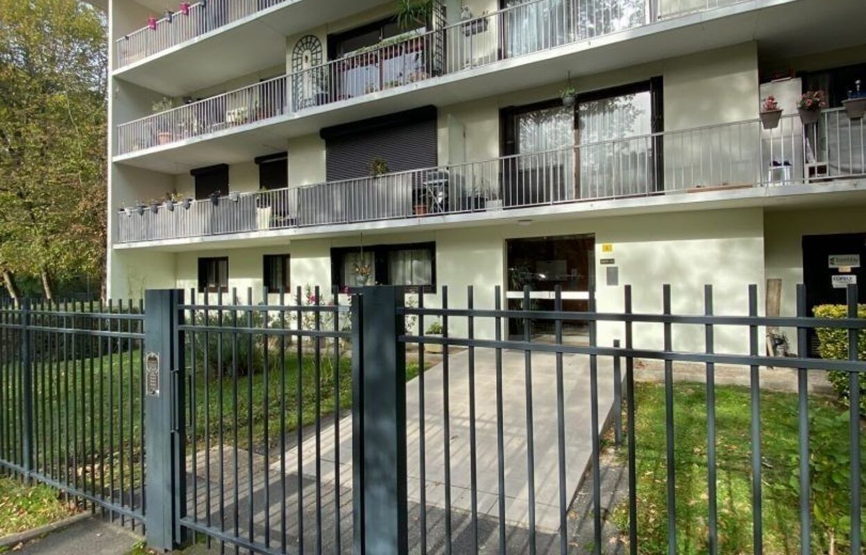 appartement 4 pièces 81 m2 à vendre à Tremblay-en-France (93290)