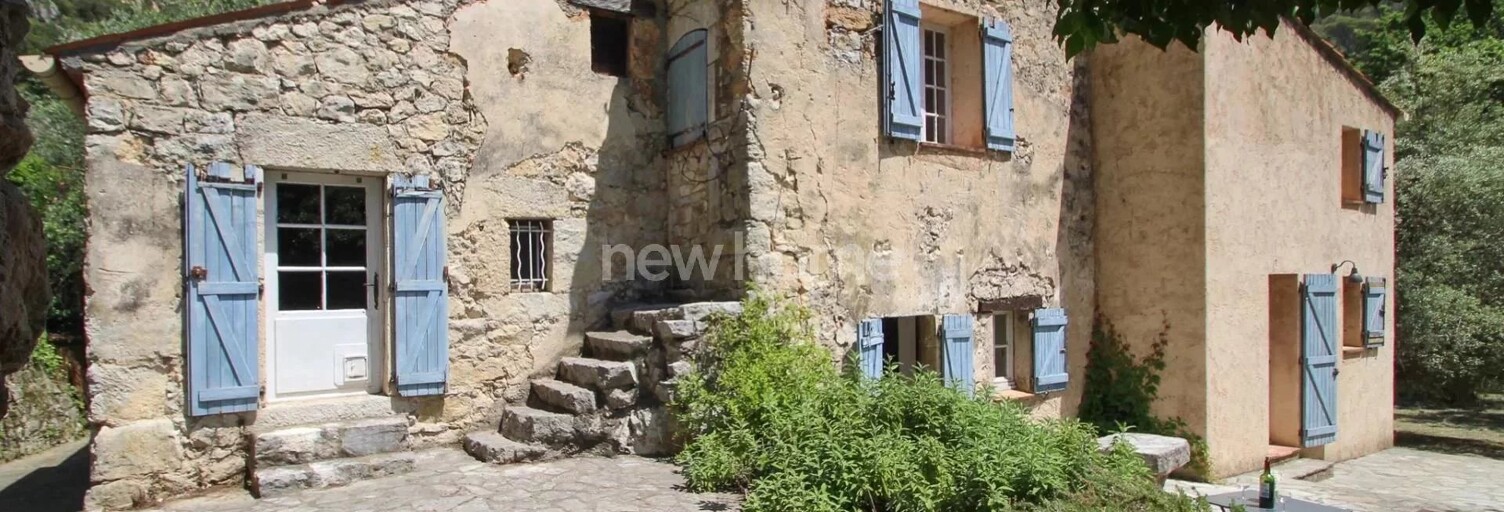 Maison 9 Pièces 160 m² à vendre à Mons (83440)