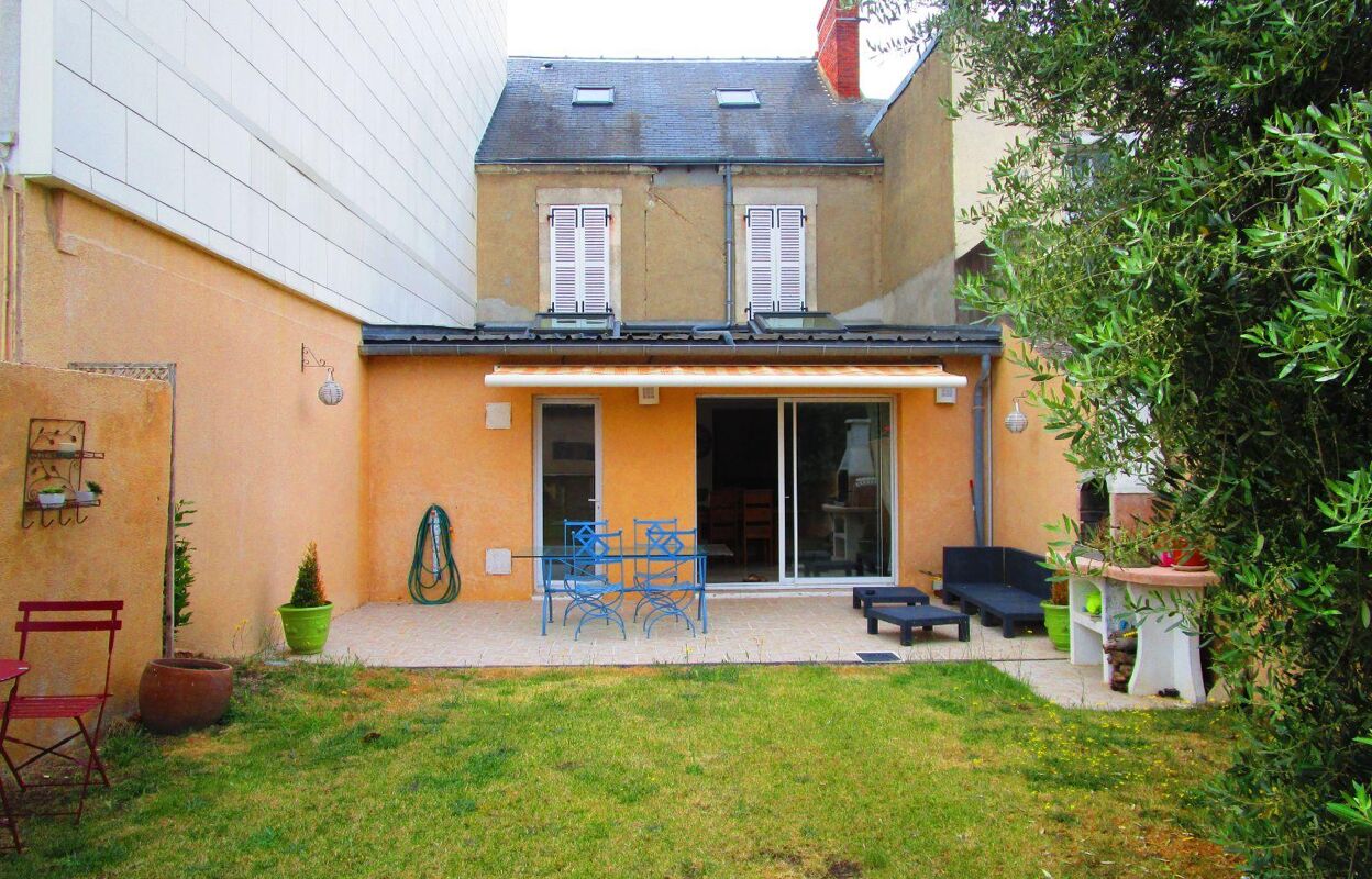 maison 7 pièces 180 m2 à vendre à Châteauroux (36000)