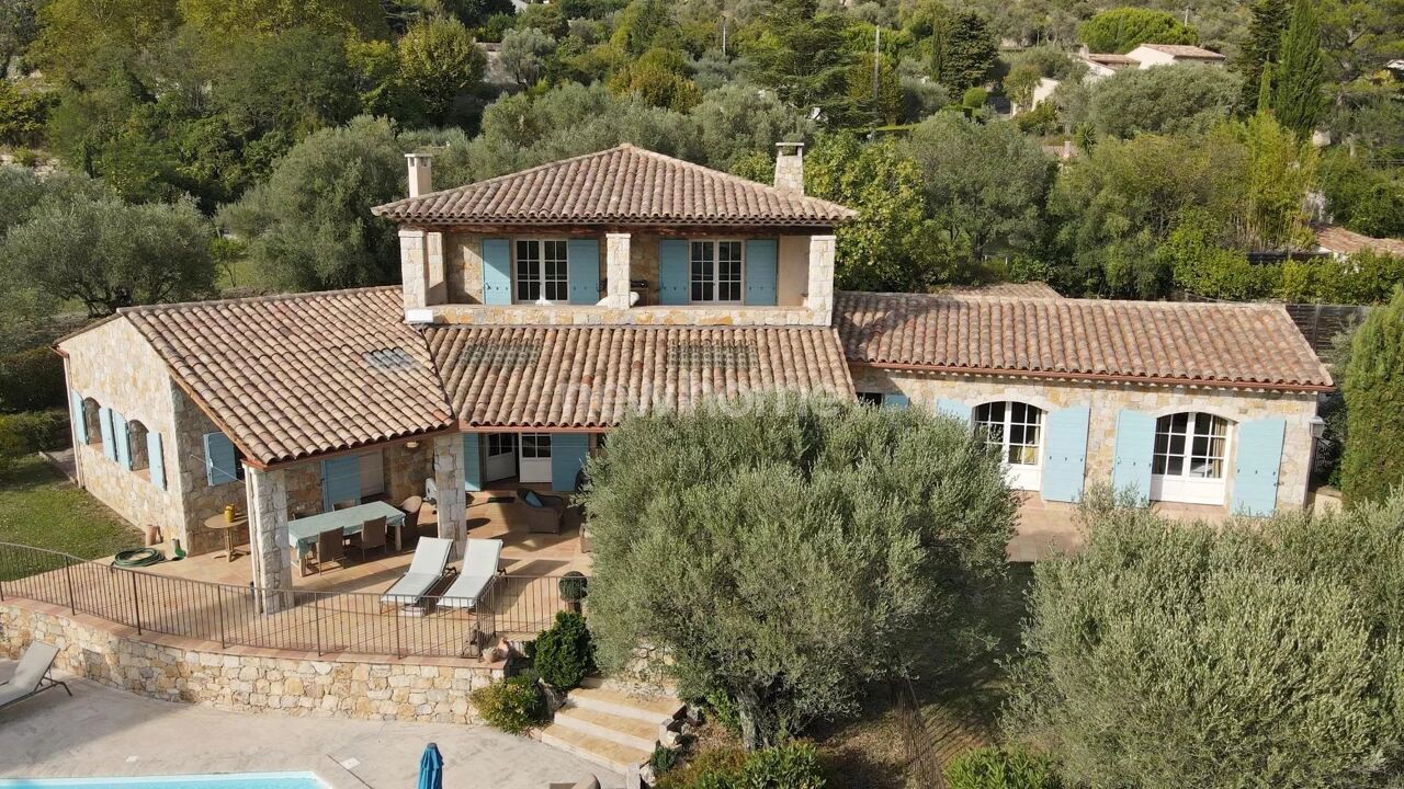 maison 8 pièces 205 m2 à vendre à Fayence (83440)