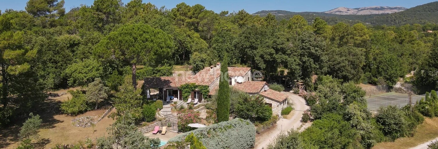 Maison 7 Pièces 180 m² à vendre à Tourrettes (83440)