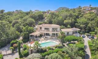 Maison 6 Pièces 237 m² à vendre à Les Adrets-de-l'Estérel (83600)