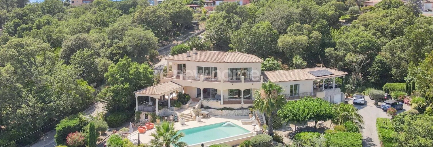 Maison 6 Pièces 237 m² à vendre à Les Adrets-de-l'Estérel (83600)