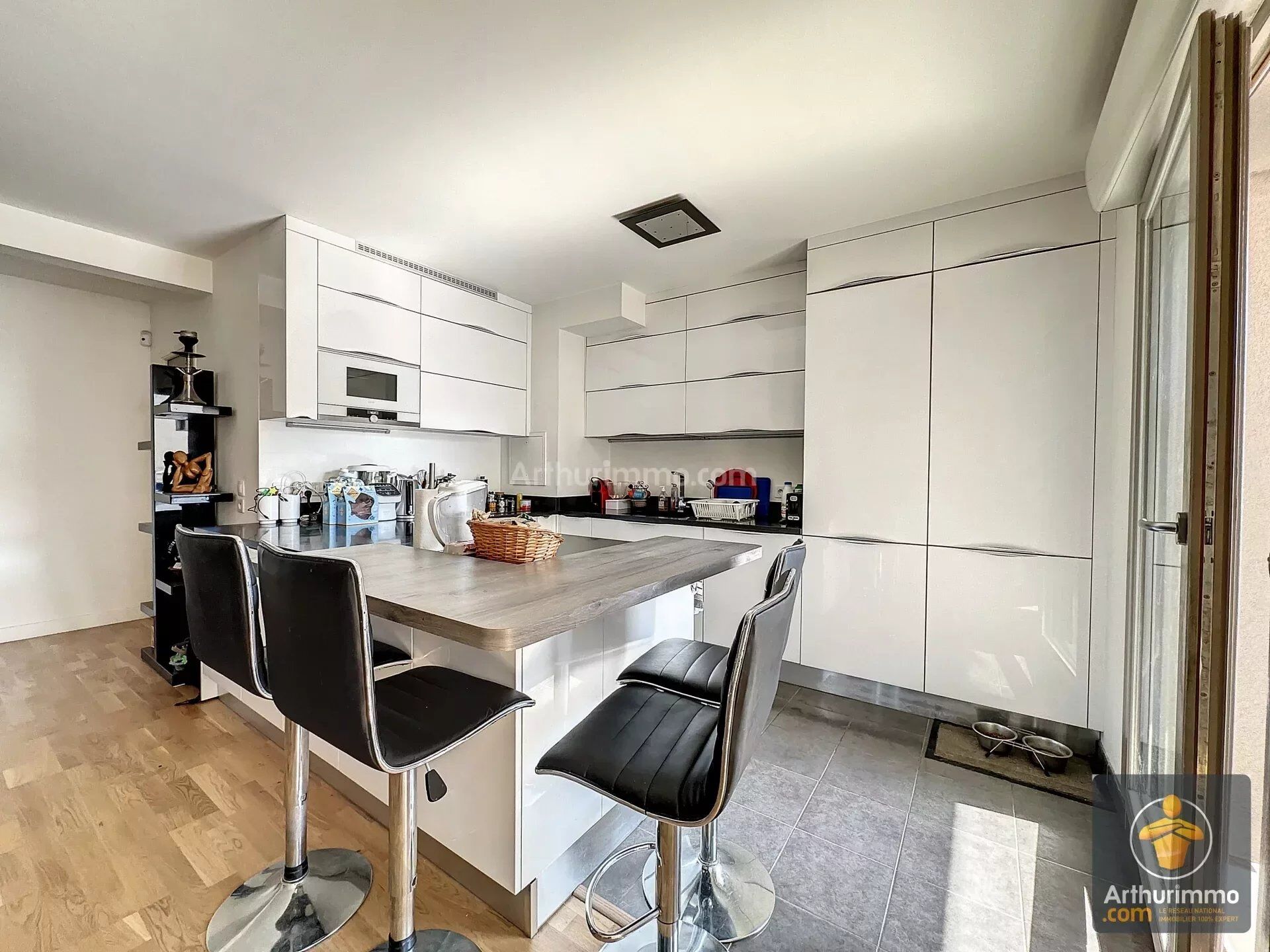 Appartement a vendre  - 5 pièce(s) - 100 m2 - Surfyn