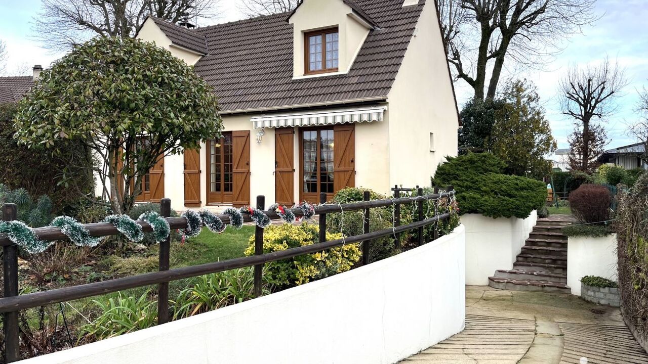 maison 5 pièces 111 m2 à vendre à Brie-Comte-Robert (77170)