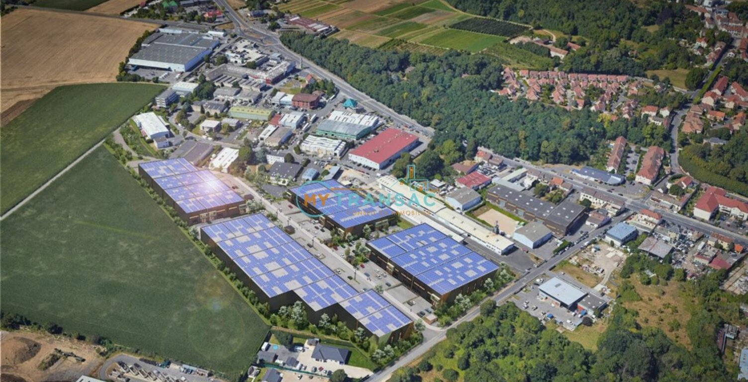 A Louer Locaux neufs à partir de 464 m² jusqu'à 4 960 m² sur la commune de La Queue-en-Brie — photo 1