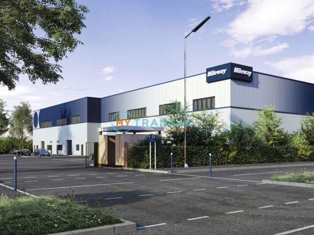 A LOUER bâtiment indépendant de 2378m² divisible à partir de 565m² à Chilly-Mazarin — photo du bien