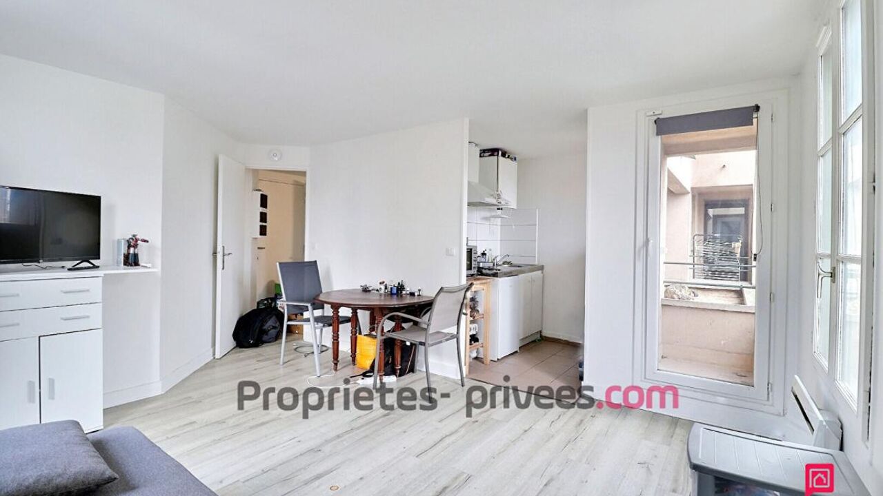 appartement 1 pièces 23 m2 à vendre à Corbeil-Essonnes (91100)