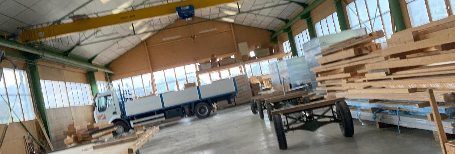 Commerce  1653 m² à vendre à Le Châtelard (73630)