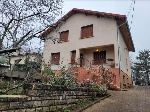 PROXIMITE PLANOISE MAISON A RENOVER DE 150 M² — photo du bien