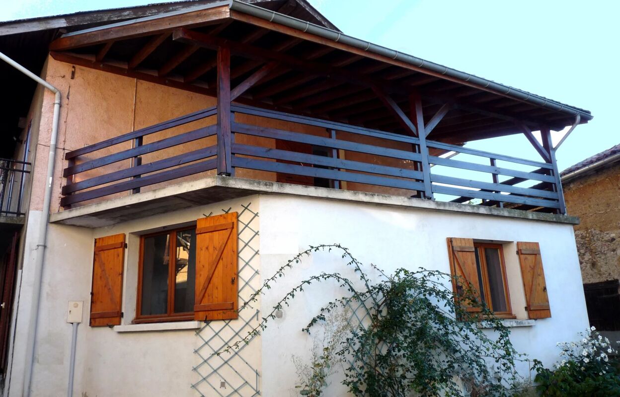 maison 4 pièces 102 m2 à Merlas (38620)