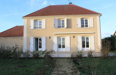 location maison 1 500 € CC /mois à proximité de Saint-Bris-le-Vineux (89530)