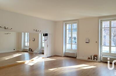 vente appartement 200 000 € à proximité de Vendat (03110)