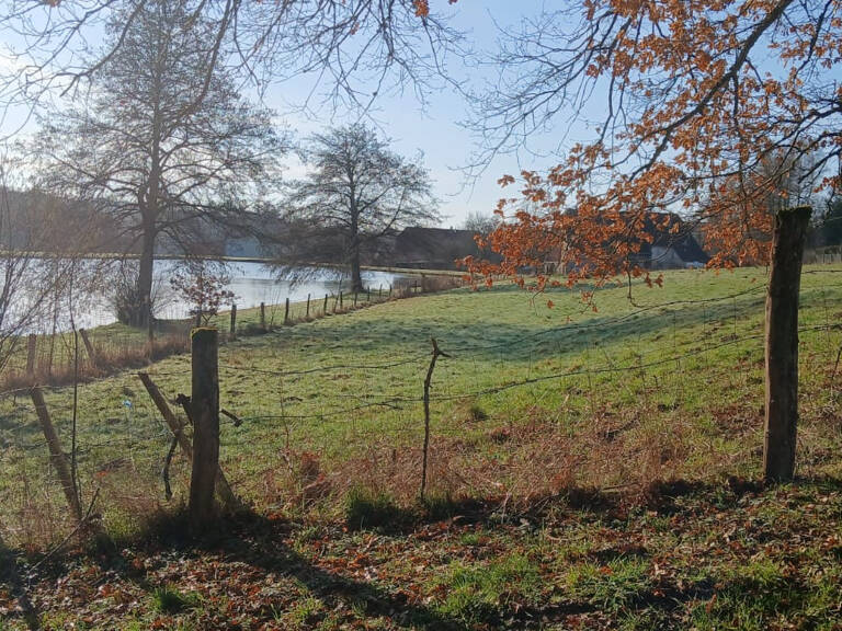 Vente terrain constructible de 10,08 ares Angeot 78 000 euro — photo 1