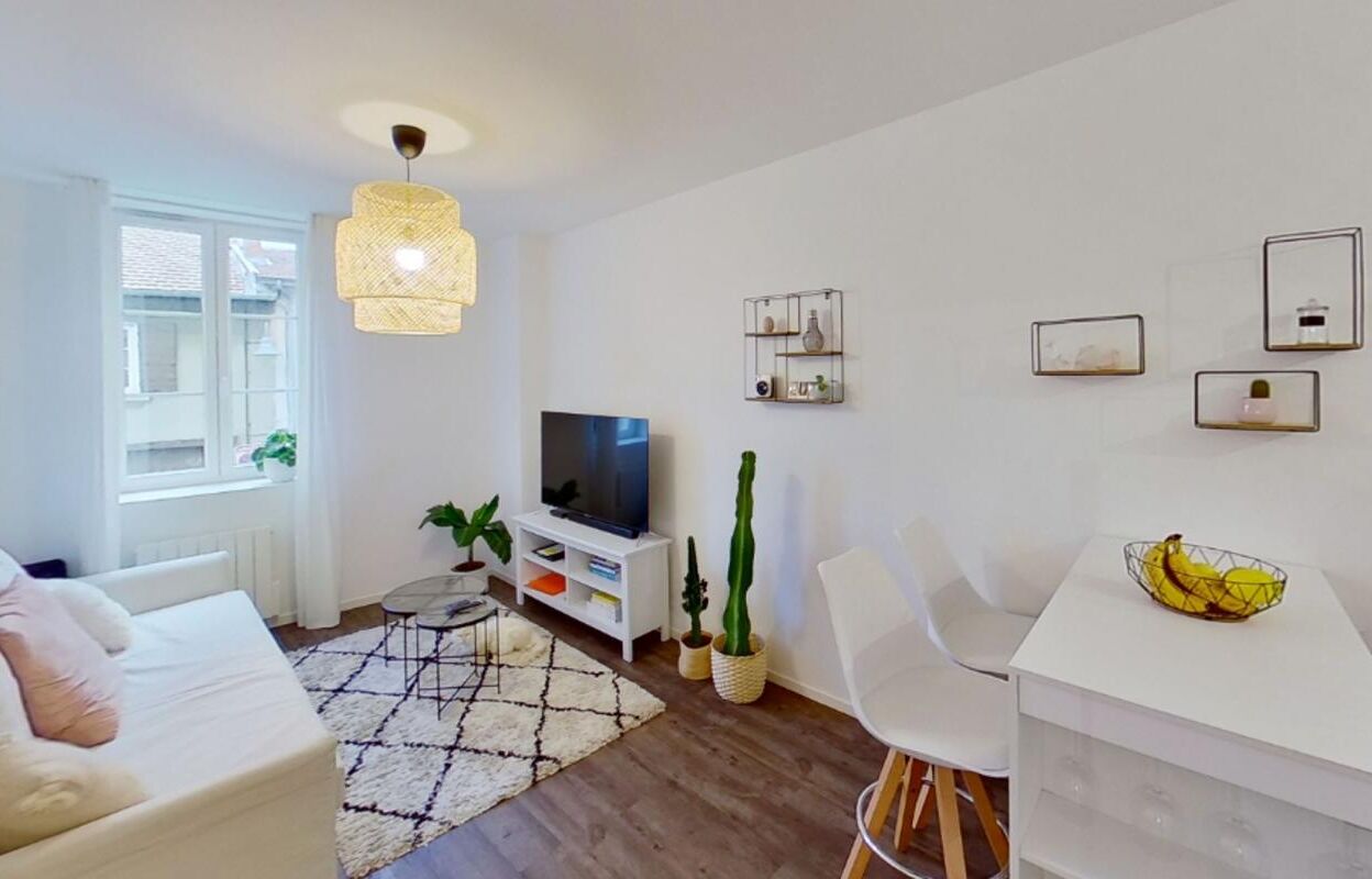 appartement 2 pièces 43 m2 à vendre à La Tour-de-Salvagny (69890)