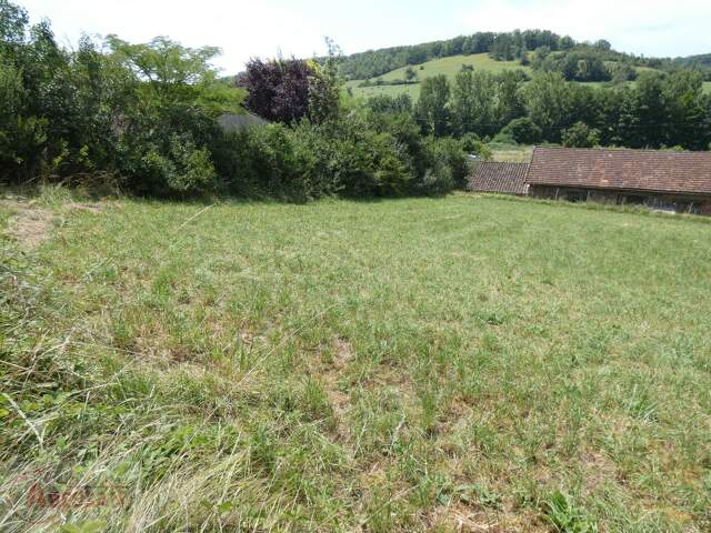 Terrain constructible — photo du bien