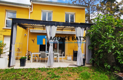 location maison 1 135 € CC /mois à proximité de Savigneux (42600)