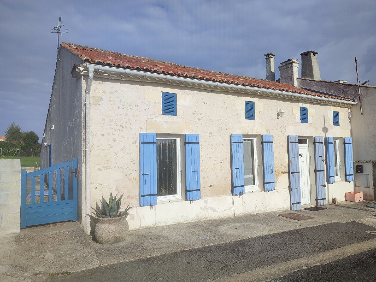 Villa / Maison  T6 à vendre Saint-Georges-des-Agoûts 17150