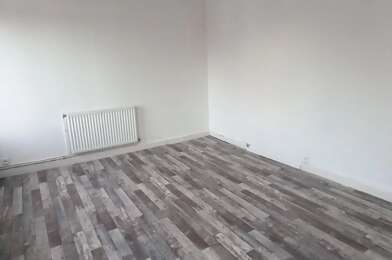 Appartement 5 pièces 707 €