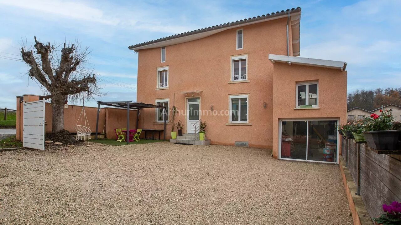 maison 5 pièces 127 m2 à vendre à Bourgoin-Jallieu (38300)