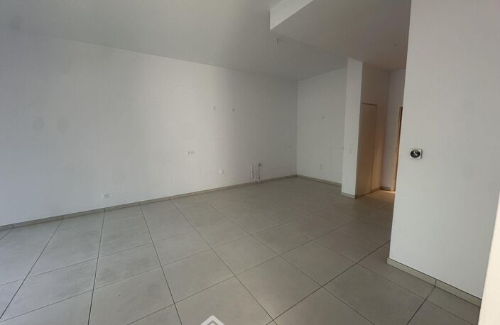Appartement - 70m² - Perpignan — photo 3