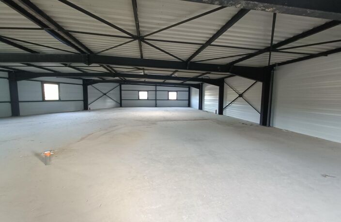 Vente immeuble  250 m² Amplepuis (69550) — photo 2
