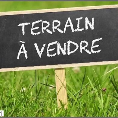 Terrain  172000 €