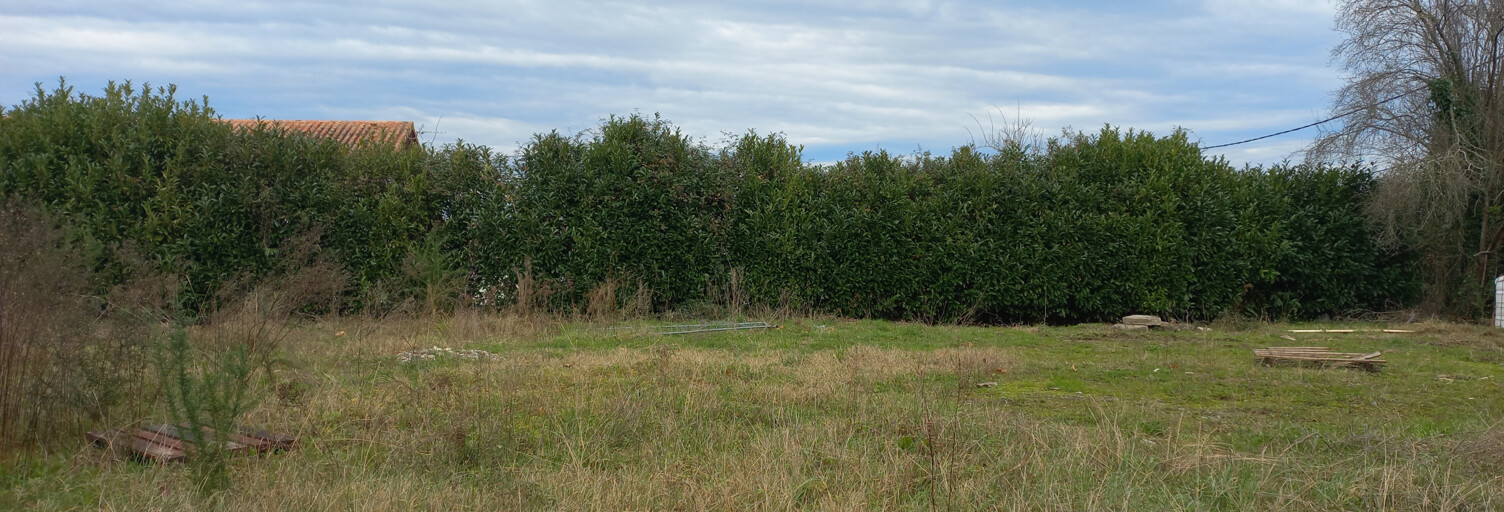 Terrain  634 m² à vendre à Saint-Palais (64120)