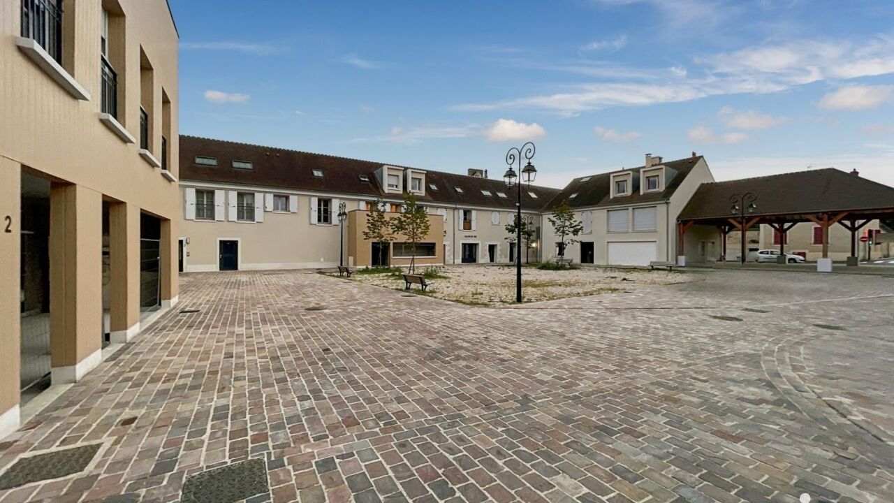 commerce  pièces 118 m2 à vendre à Réau (77550)