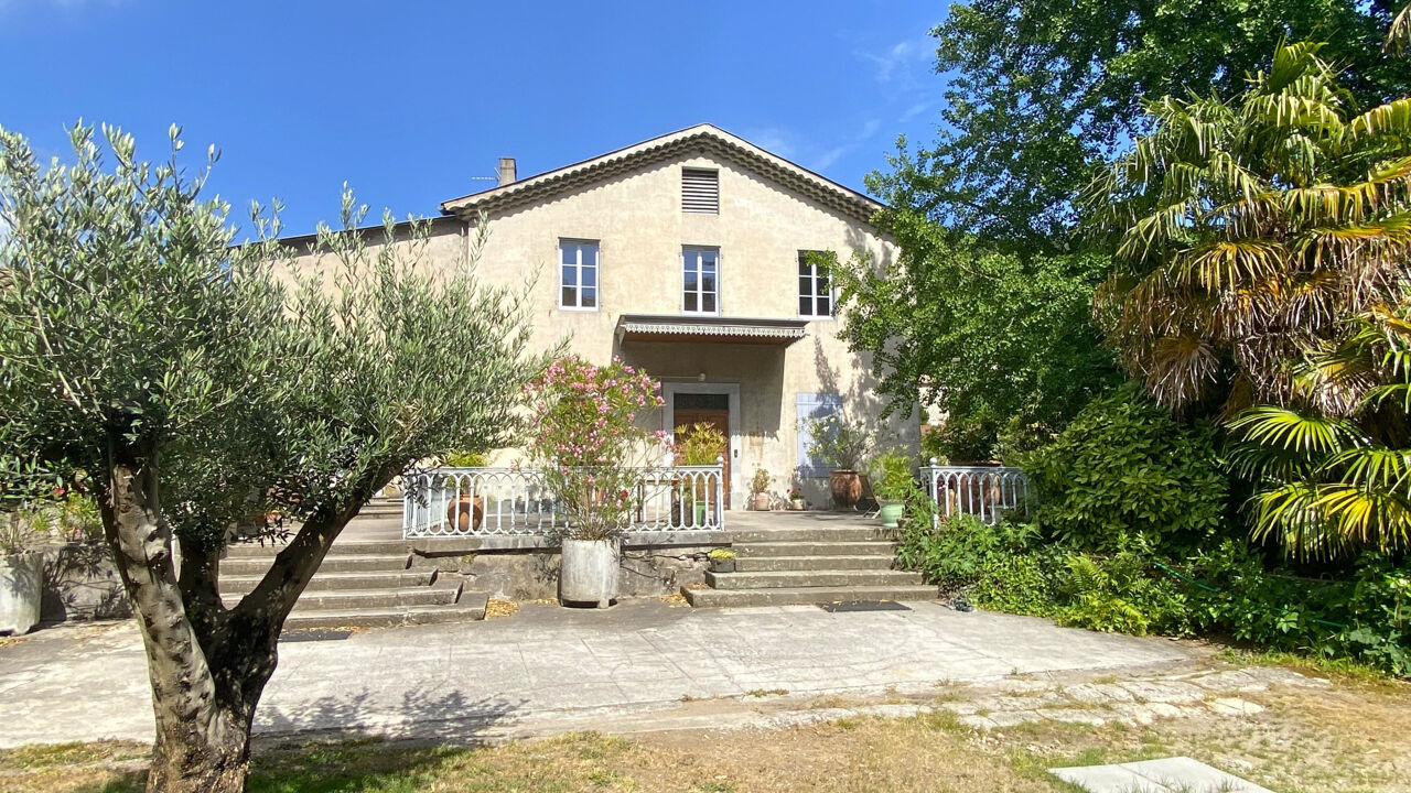 maison 17 pièces 1000 m2 à vendre à Aubenas (07200)