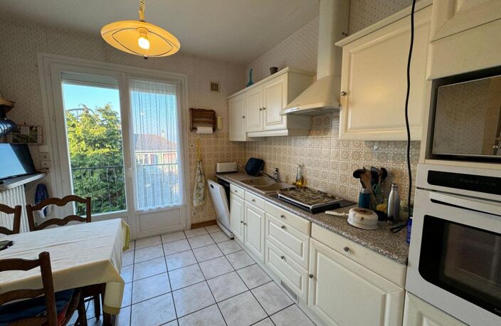 VENTE : maison 5 pièces (111 m²) à SAINT JUNIEN — photo 5