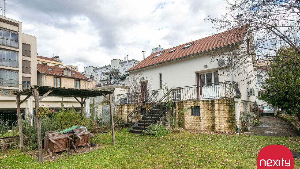 maison 6 pièces 195 m2 à vendre à Grenoble (38000)