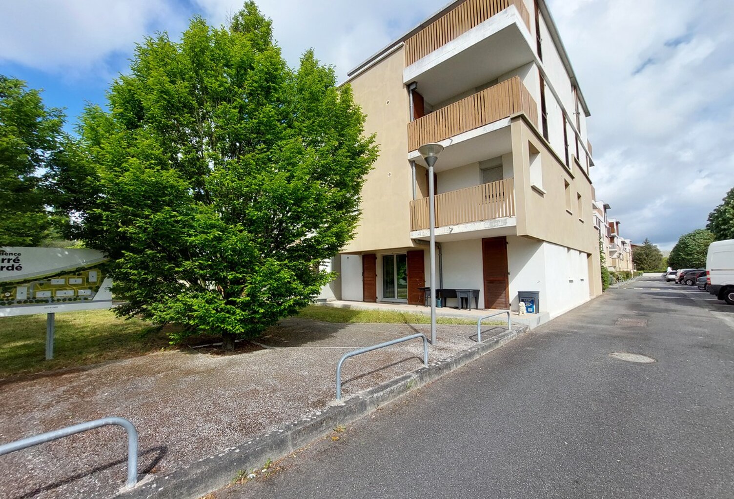 Appartement T3 avec terrasse et parking sous-sol — photo 1