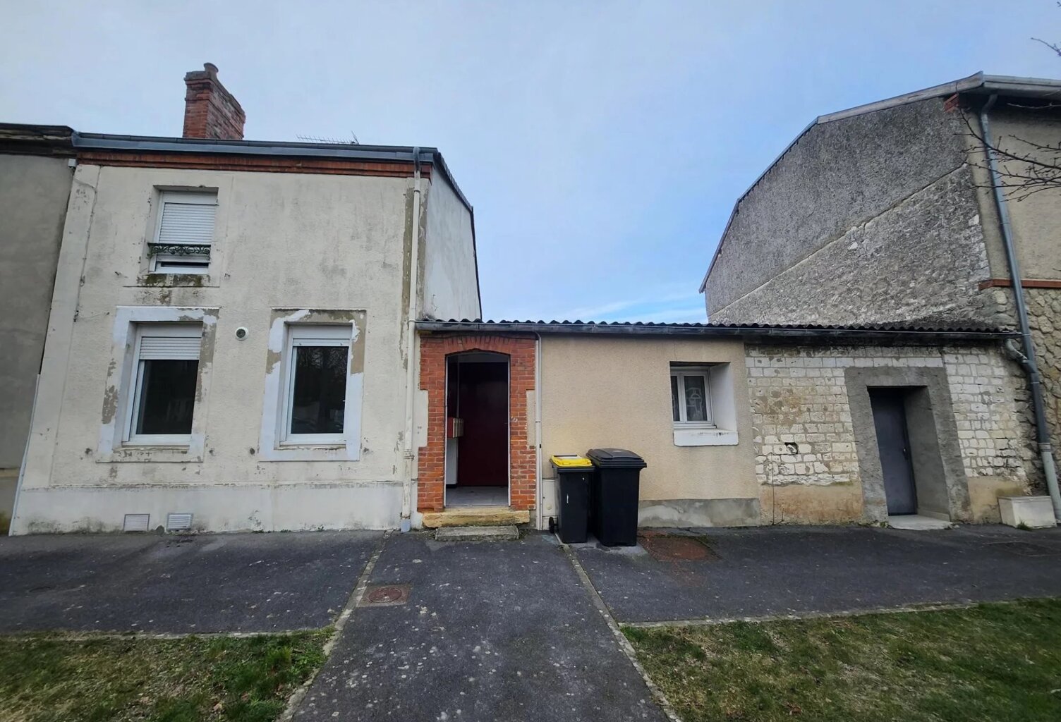 IMMEUBLE DE RAPPORT 4 LOTS - PROCHE REIMS. — photo 1