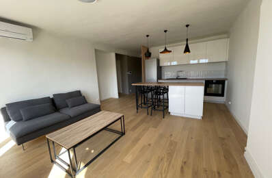 location appartement 1 650 € CC /mois à proximité de Meyrargues (13650)