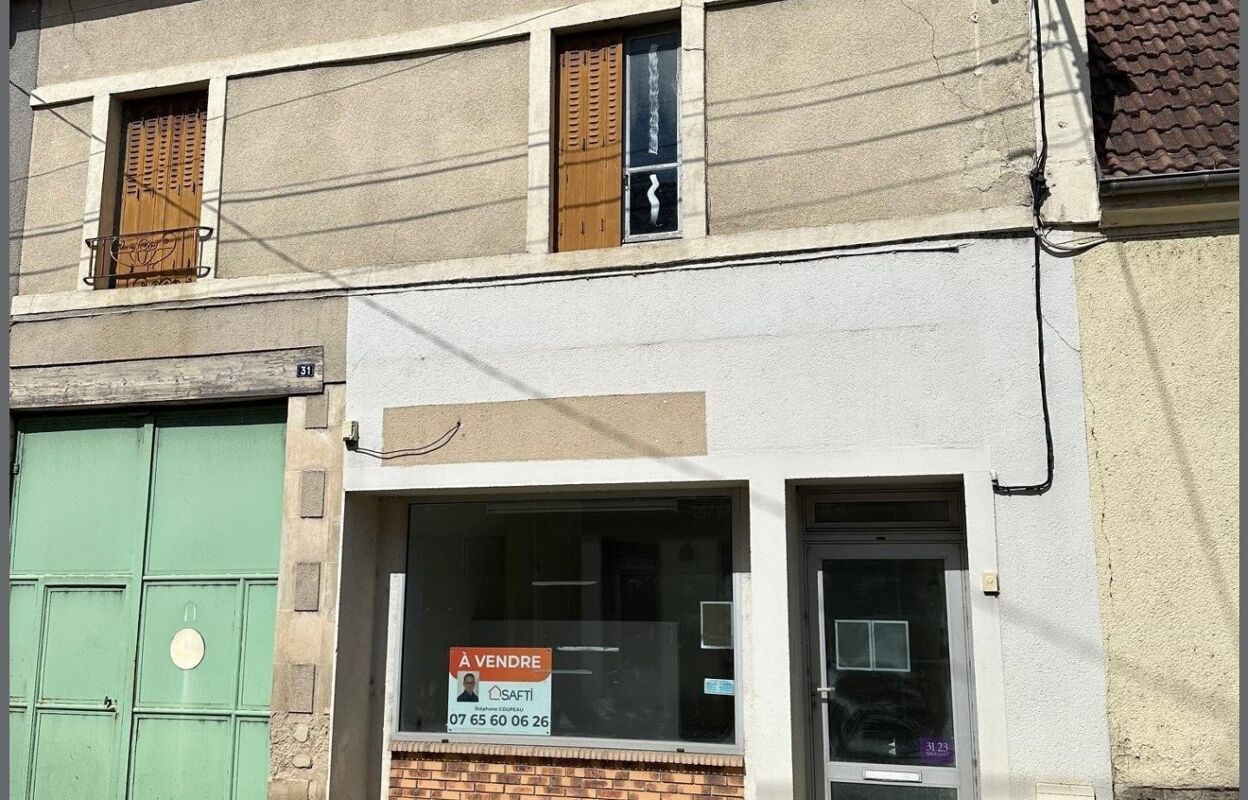 commerce 4 pièces 72 m2 à vendre à Nérondes (18350)